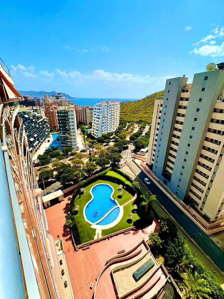 2 chambre Appartement à vendre à Benidorm avec piscine garage - 275 000 € (Ref: 10009488)