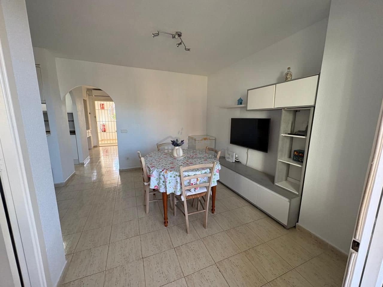 2 quarto Apartamento para arrendar em Benidorm com garagem - 900 € (Ref: 10014872)