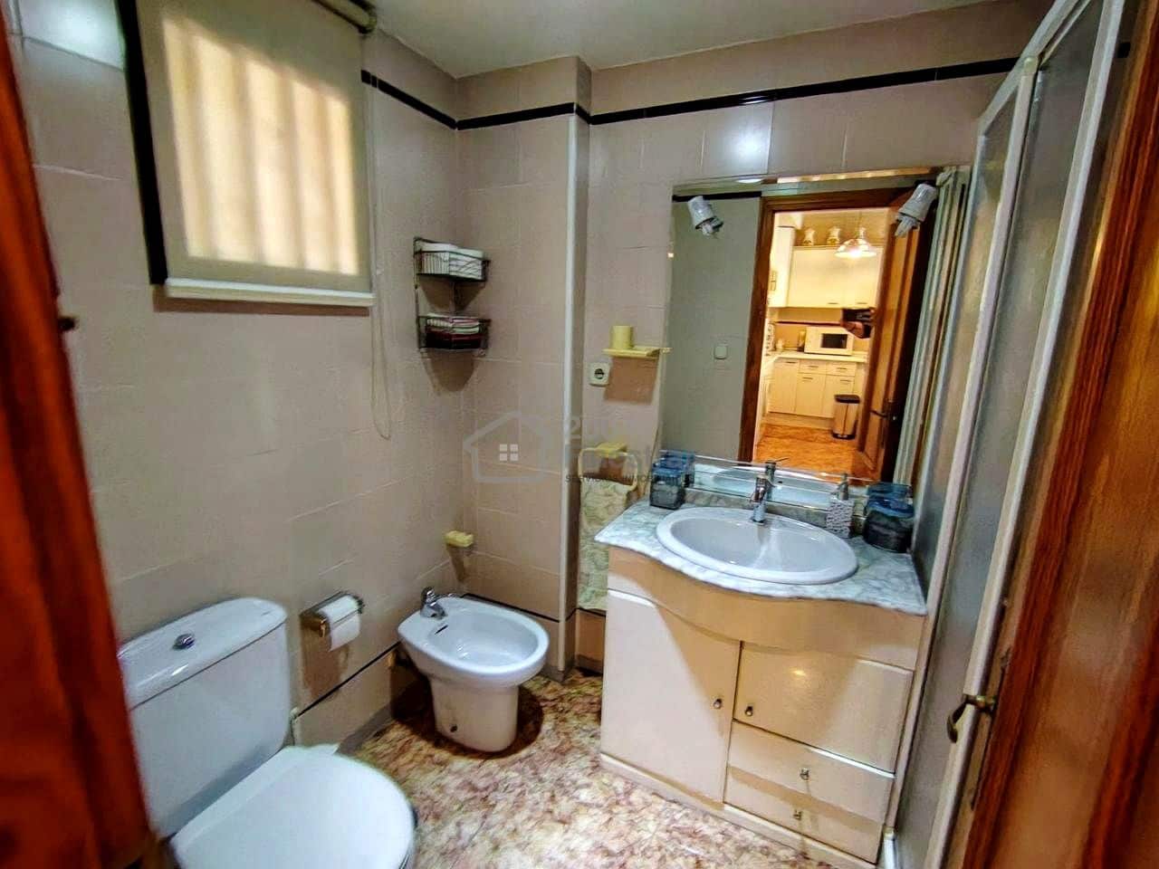 1 makuuhuone Asunto myytävänä paikassa Benidorm mukana uima-altaan - 193 000 € (Ref: 10031194)