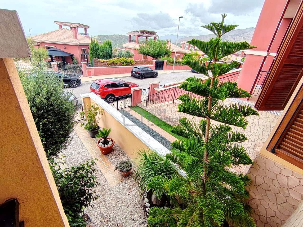 Chalet de 3 habitaciones en Finestrat en venta con piscina - 300.000 € (Ref: 10043724)