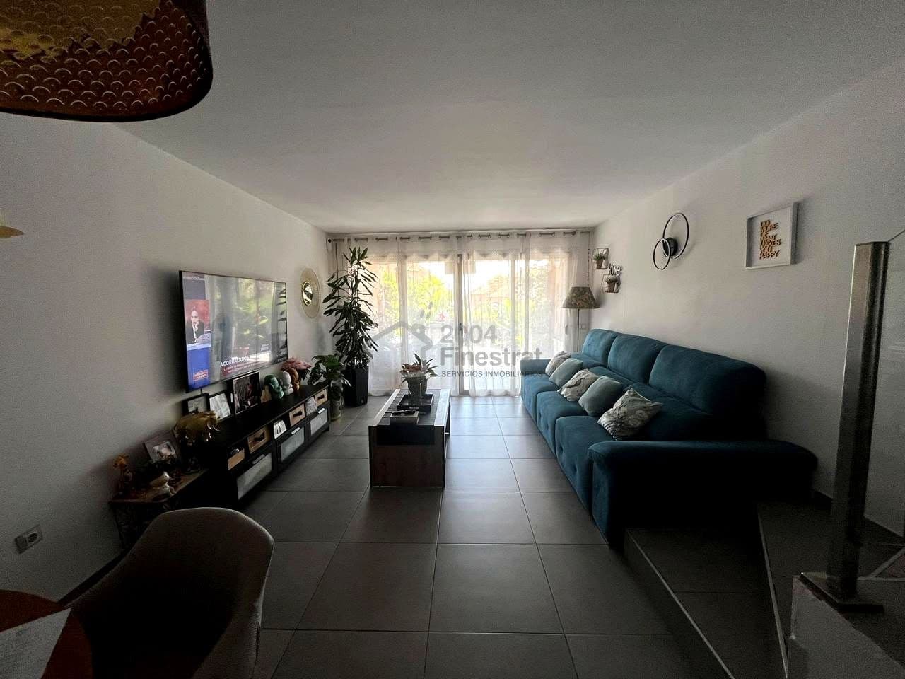 Chalet de 2 habitaciones en Finestrat en venta con piscina garaje - 315.000 € (Ref: 10088768)