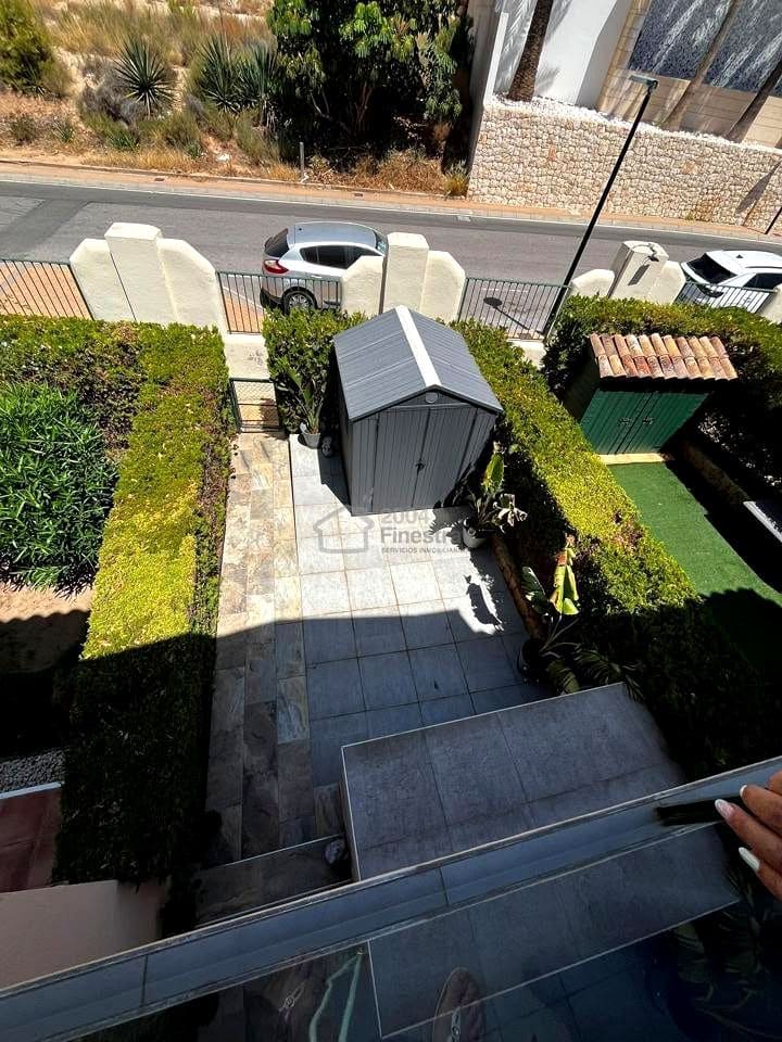 Chalet de 2 habitaciones en Finestrat en venta con piscina garaje - 315.000 € (Ref: 10088768)