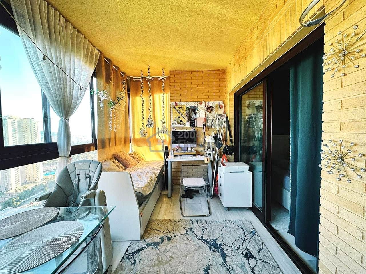 2 soveværelse Lejlighed til salg i Benidorm med swimmingpool garage - € 385.000 (Ref: 10088769)