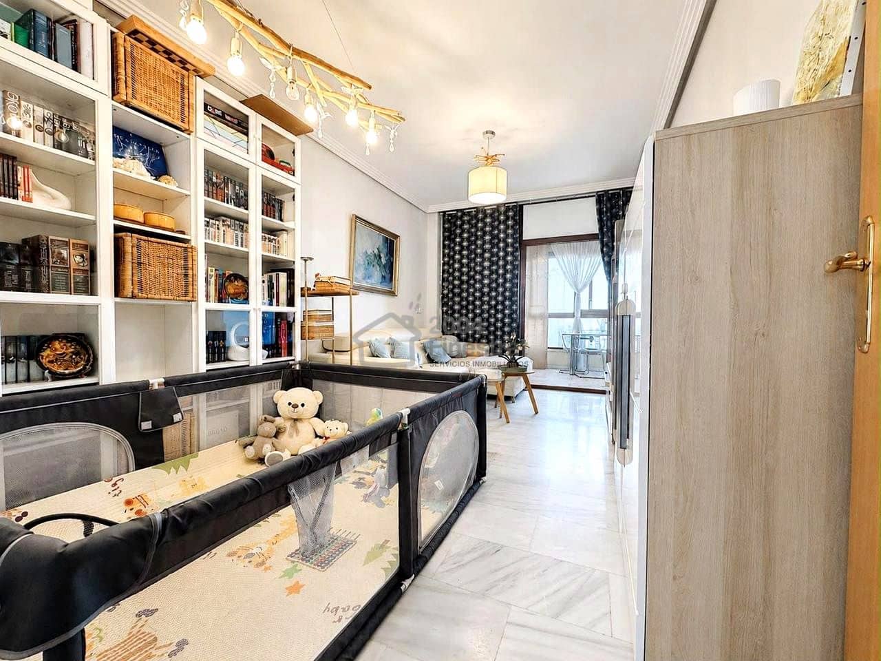 2 soveværelse Lejlighed til salg i Benidorm med swimmingpool garage - € 385.000 (Ref: 10088769)