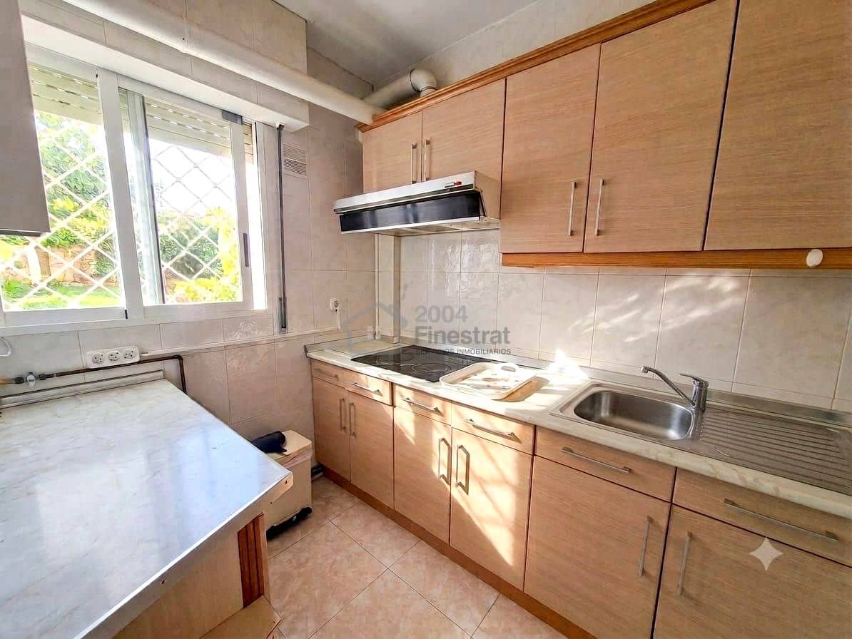 2 slaapkamer Flat te huur in Finestrat met garage - € 900 (Ref: 10099598)