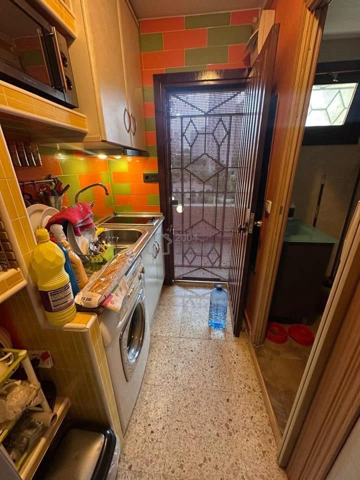 Mieszkanie do wynajęcia w Benidorm z garażem - 800 € (Ref: 10135138)
