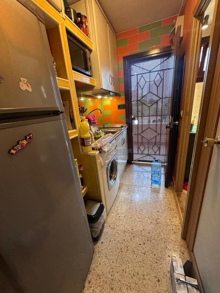 Mieszkanie do wynajęcia w Benidorm z garażem - 800 € (Ref: 10135138)