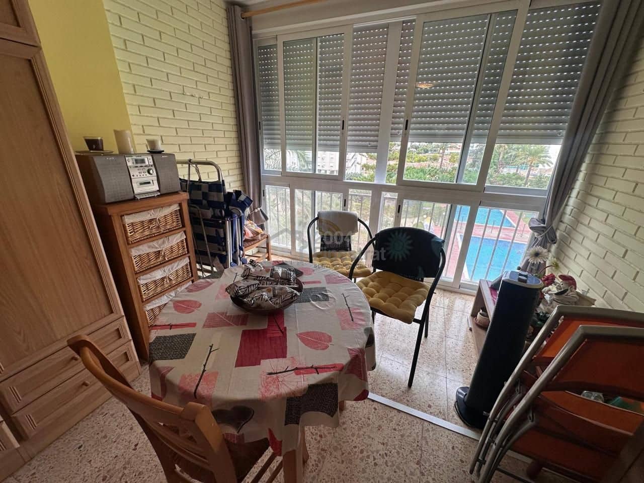 Mieszkanie do wynajęcia w Benidorm z garażem - 800 € (Ref: 10135138)