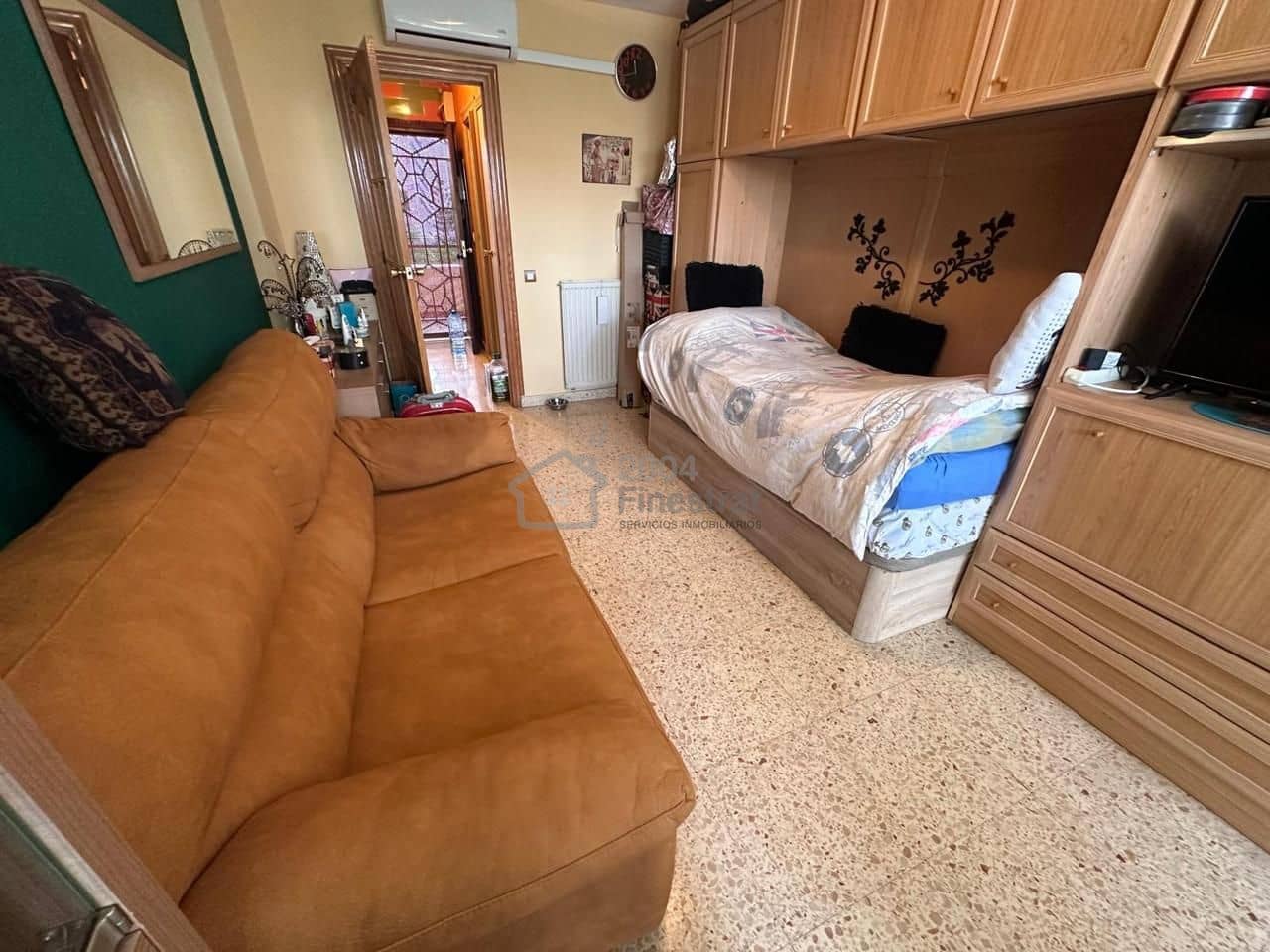 Mieszkanie do wynajęcia w Benidorm z garażem - 800 € (Ref: 10135138)