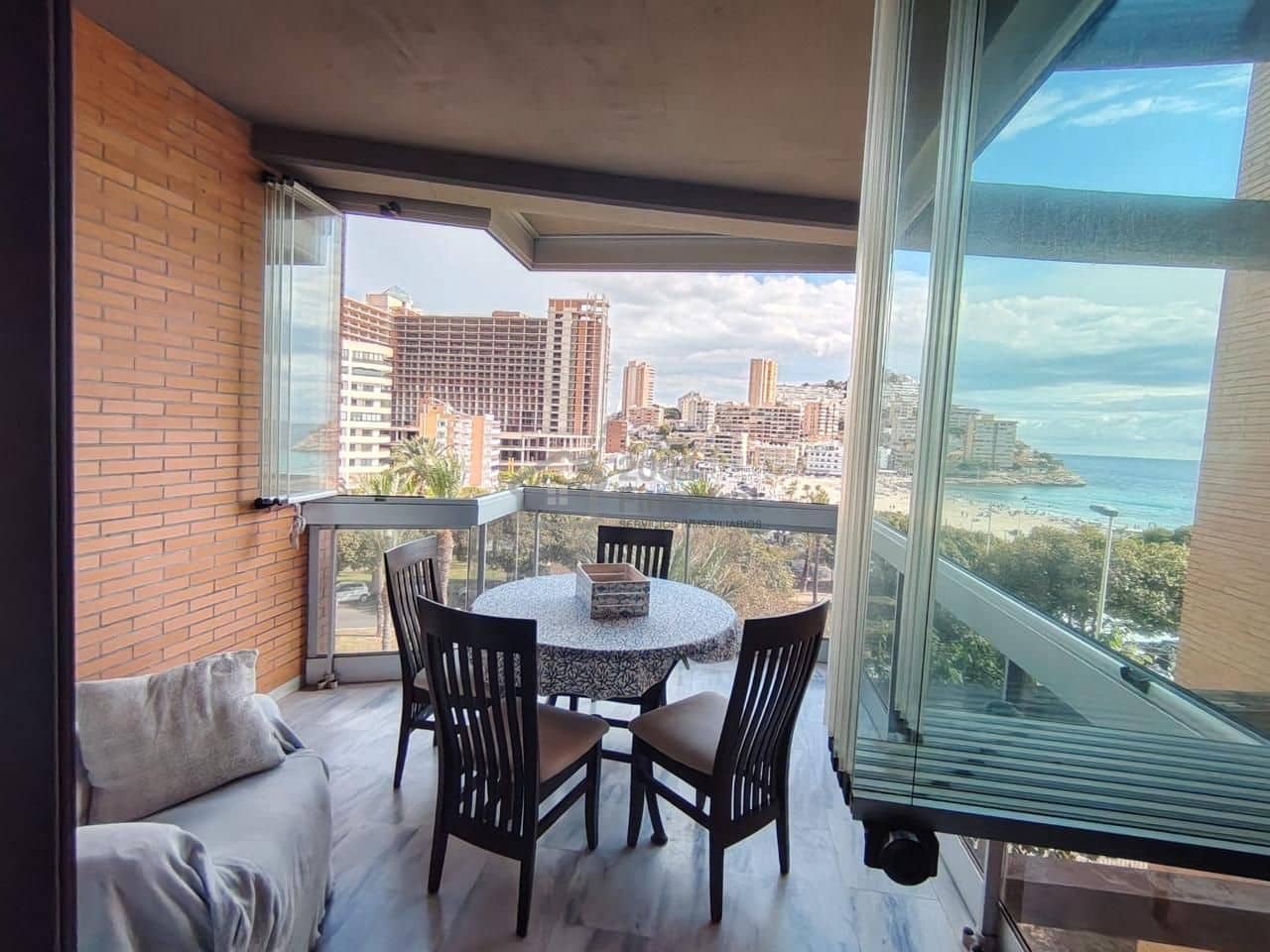 2 bedroom Flat for rent in La Villajoyosa / Vila Joiosa with garage - € 1,250 (Ref: 10163840)