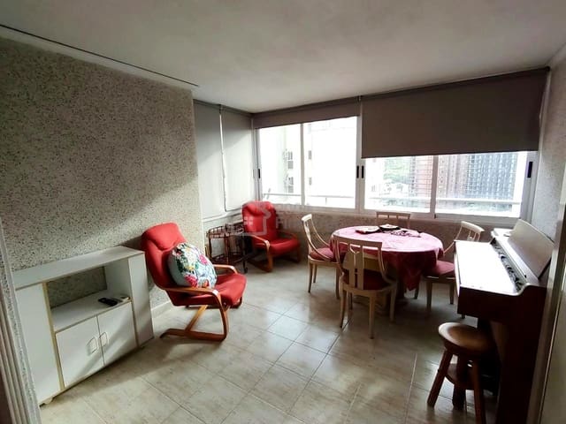 2 bedroom Flat for rent in Benidorm with garage - € 1,100 (Ref: 10167935)
