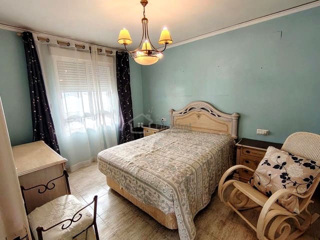 2 bedroom Flat for rent in Benidorm with garage - € 1,100 (Ref: 10167935)