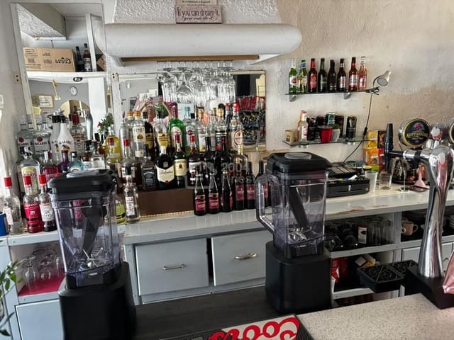 1 camera da letto Azienda da affittare in Benidorm - 1.300 € (Rif: 10167936)