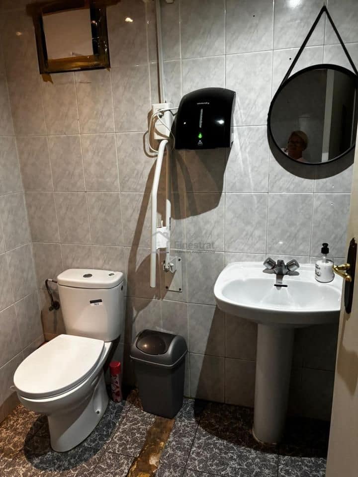 1 soverom Bedrift til leie i Benidorm - € 1 300 (Ref: 10167936)