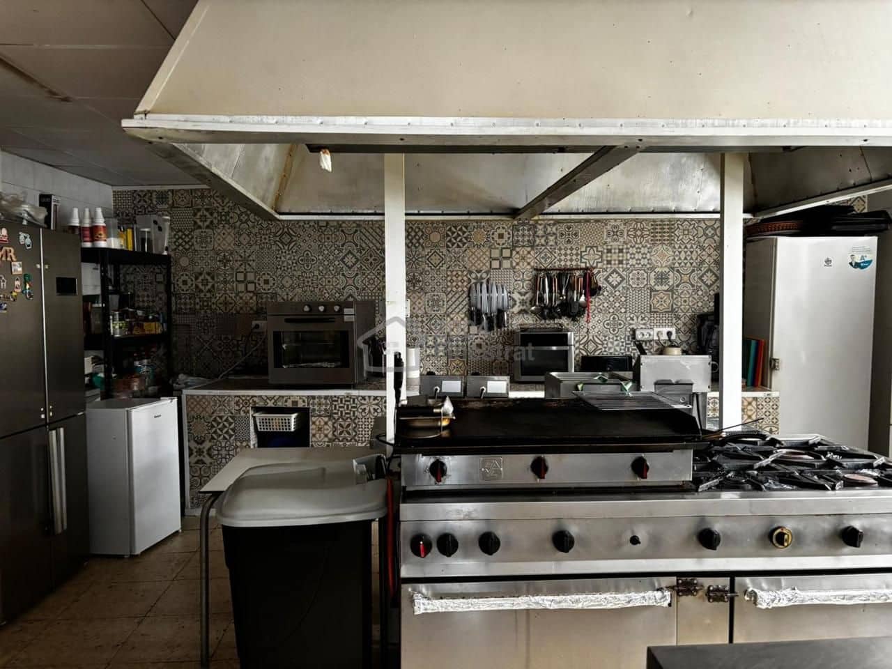 1 soverom Bedrift til leie i Benidorm - € 1 300 (Ref: 10167936)
