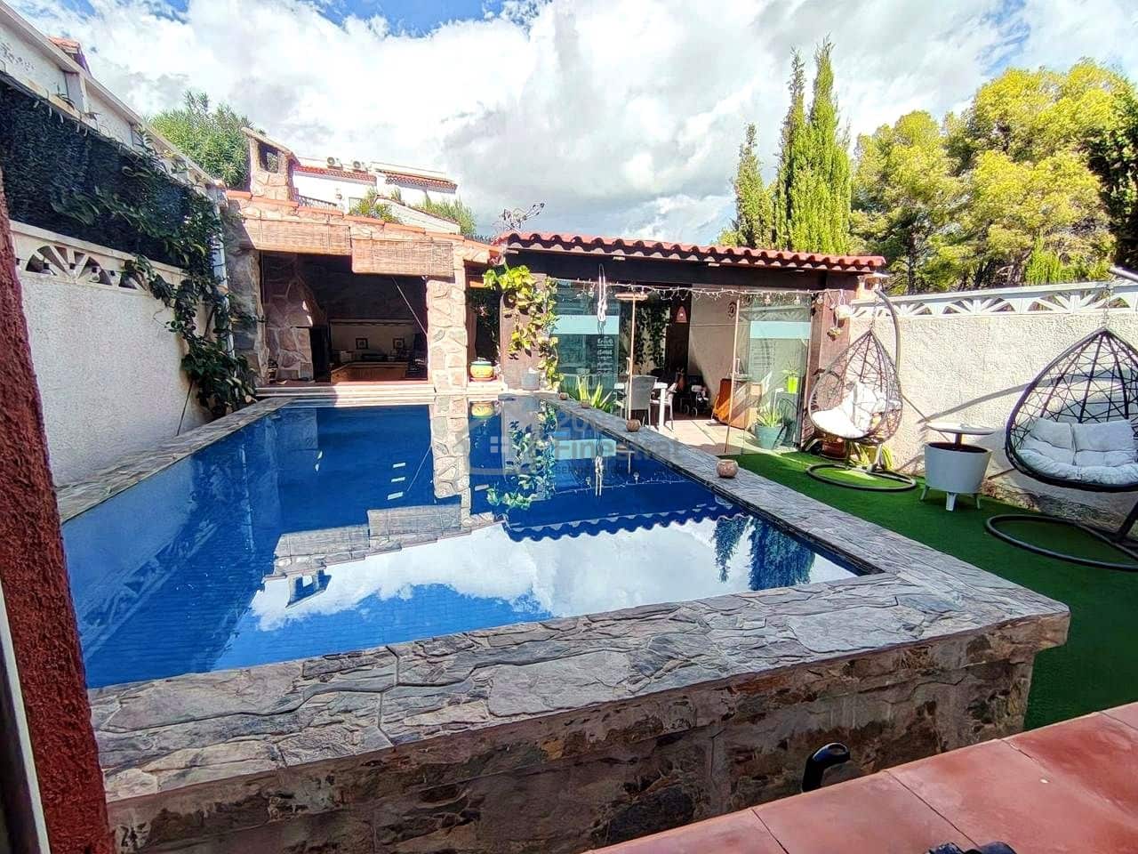 4 slaapkamer Villa te koop in La Nucia met zwembad garage - € 358.000 (Ref: 10172352)