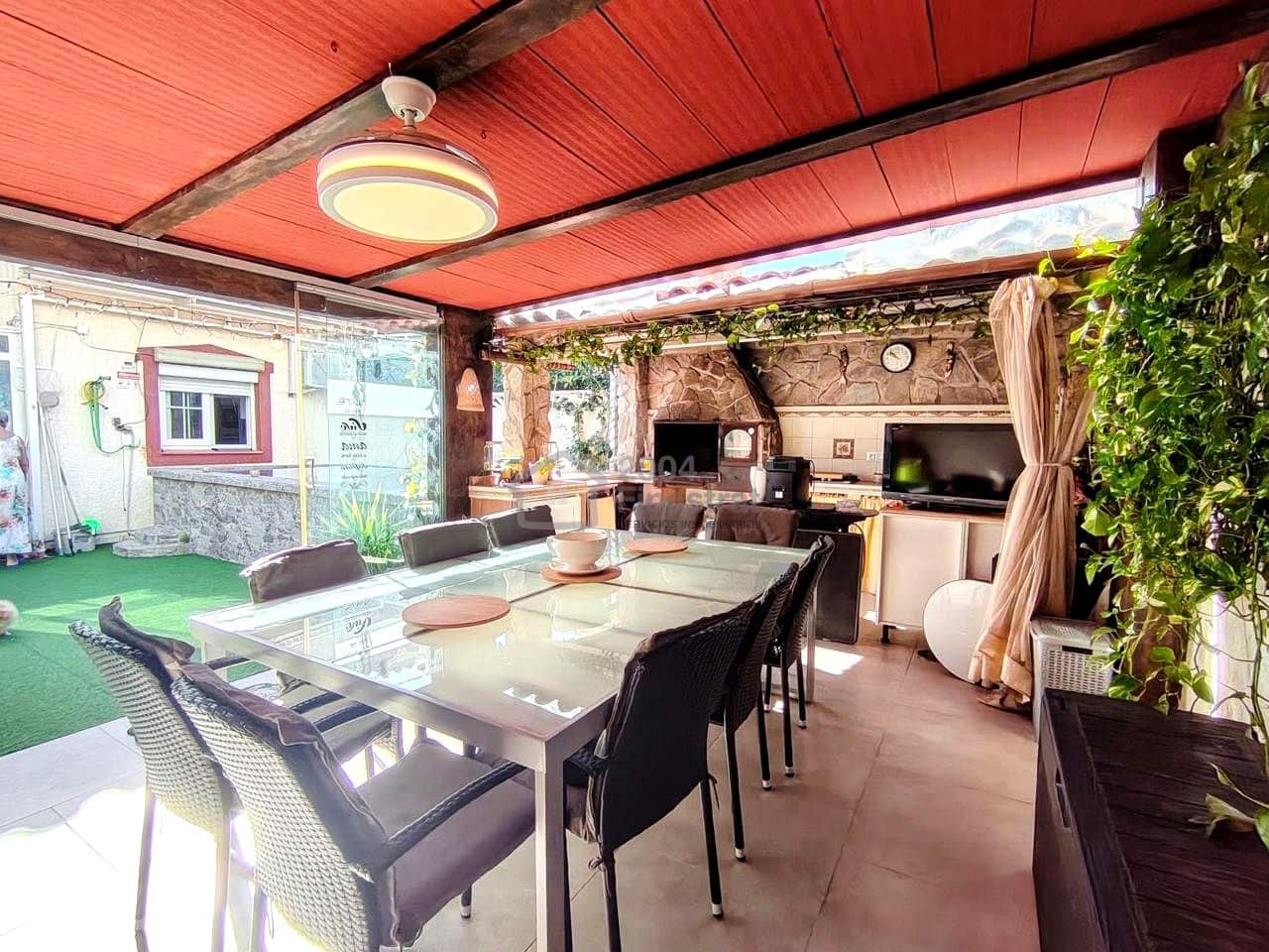 4 slaapkamer Villa te koop in La Nucia met zwembad garage - € 358.000 (Ref: 10172352)