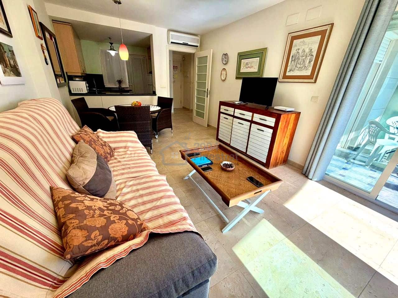 1 bedroom Flat for sale in Benidorm with pool - € 298,000 (Ref: 10184013)