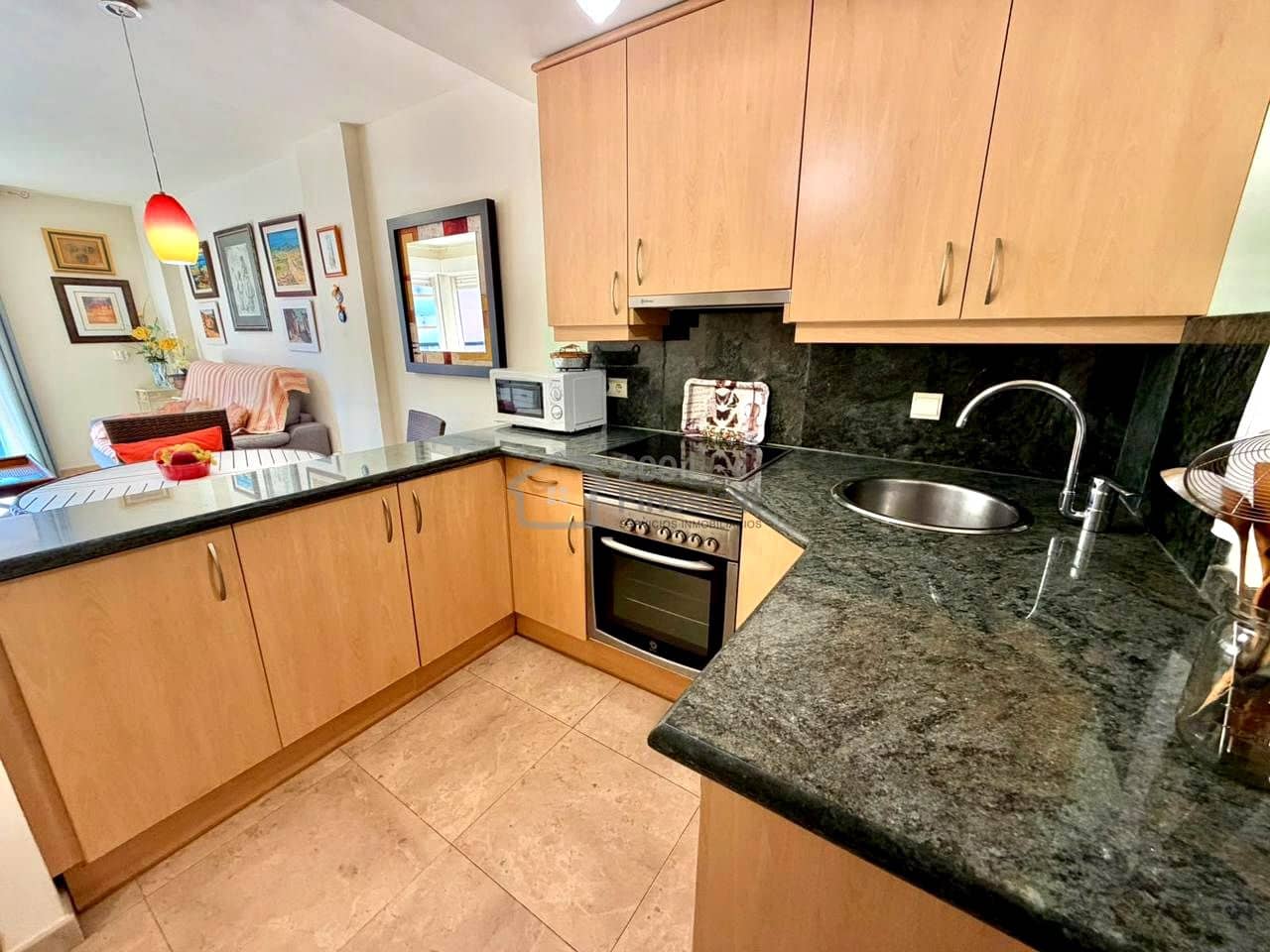 1 bedroom Flat for sale in Benidorm with pool - € 298,000 (Ref: 10184013)