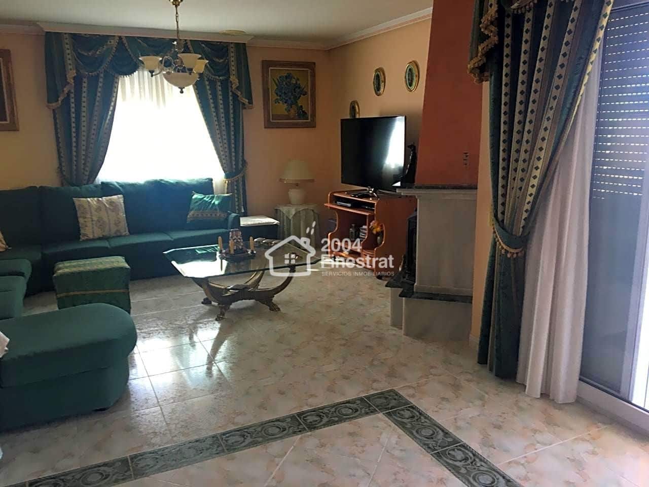 4 sypialnia Willa na sprzedaż w La Nucia z basenem garażem - 695 000 € (Ref: 4745781)