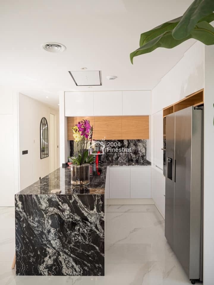 4 quarto Moradia para venda em Finestrat com piscina garagem - 1 049 000 € (Ref: 5618651)