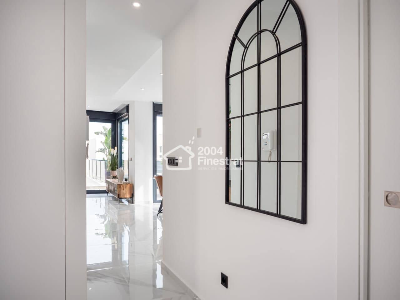 4 quarto Moradia para venda em Finestrat com piscina garagem - 1 049 000 € (Ref: 5618651)