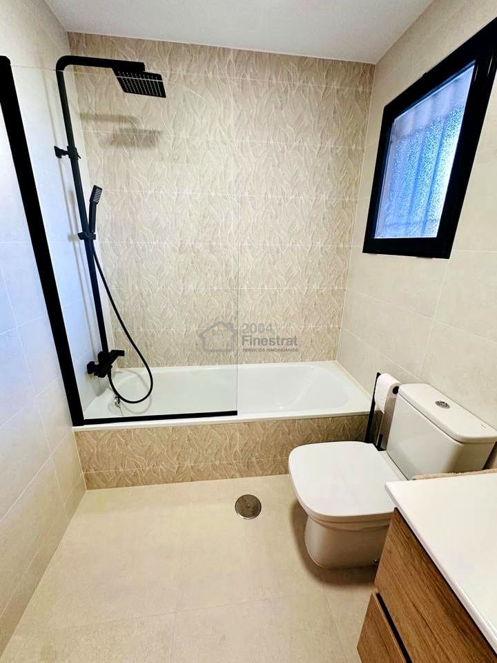 2 slaapkamer Flat te huur in Benidorm met zwembad garage - € 1.500 (Ref: 6054300)