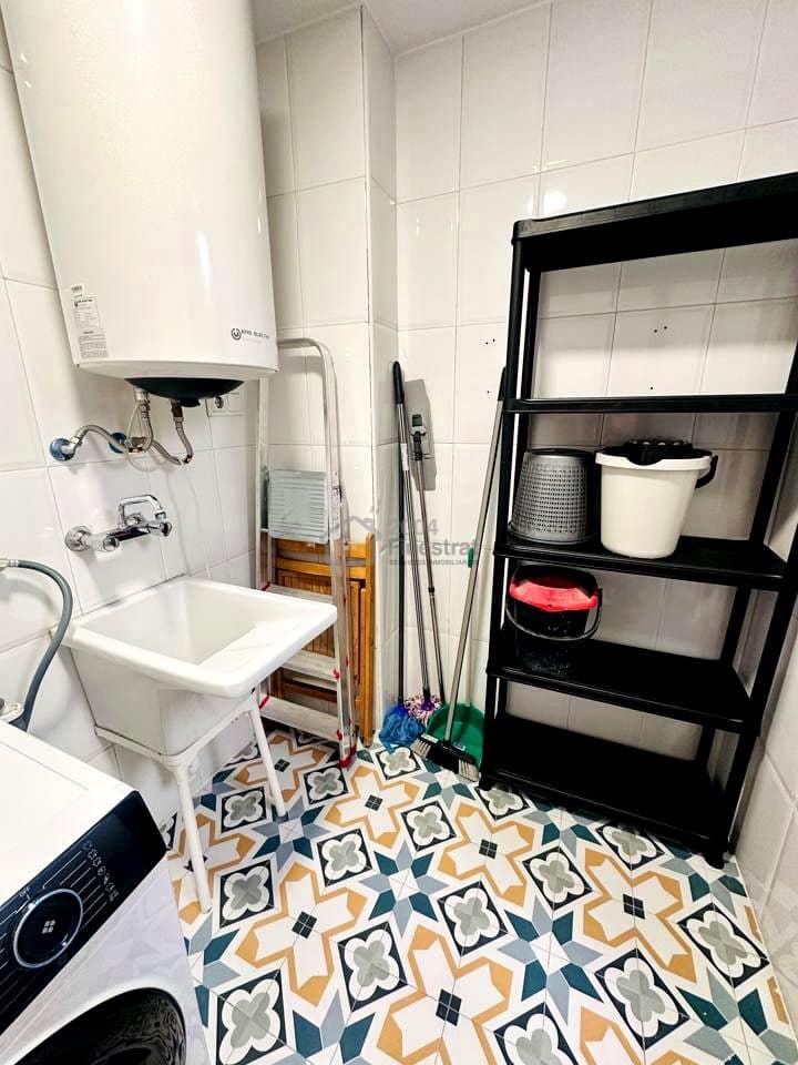 2 slaapkamer Flat te huur in Benidorm met zwembad garage - € 1.500 (Ref: 6054300)