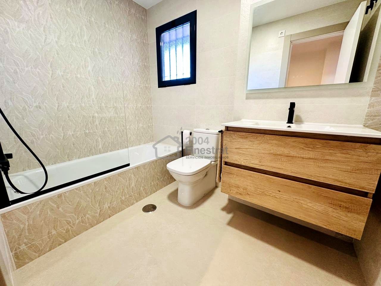 2 slaapkamer Flat te huur in Benidorm met zwembad garage - € 1.500 (Ref: 6054300)