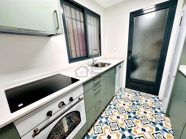 2 slaapkamer Flat te huur in Benidorm met zwembad garage - € 1.500 (Ref: 6054300)