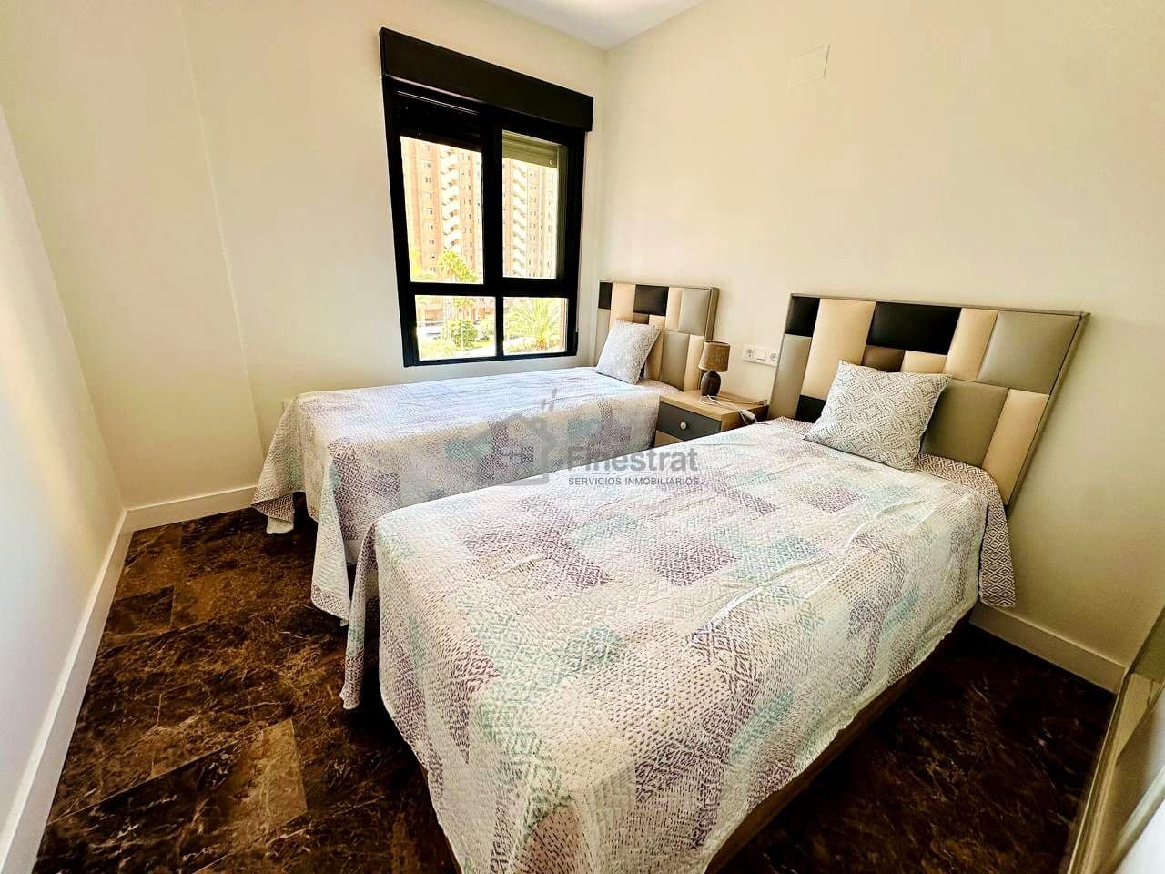 2 slaapkamer Flat te huur in Benidorm met zwembad garage - € 1.500 (Ref: 6054300)