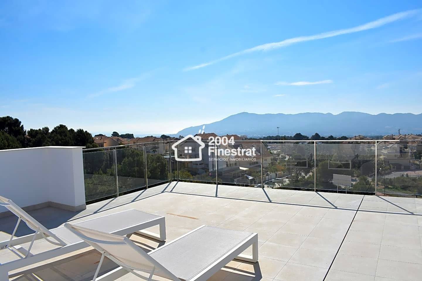 4 bedroom Villa for sale in La Nucia with garage - € 600,000 (Ref: 6269616)