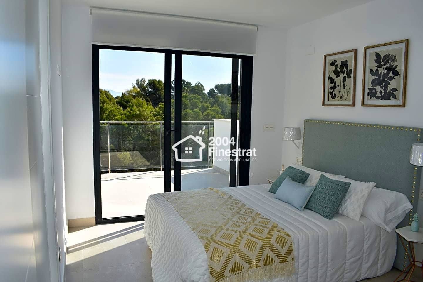 4 bedroom Villa for sale in La Nucia with garage - € 600,000 (Ref: 6269616)