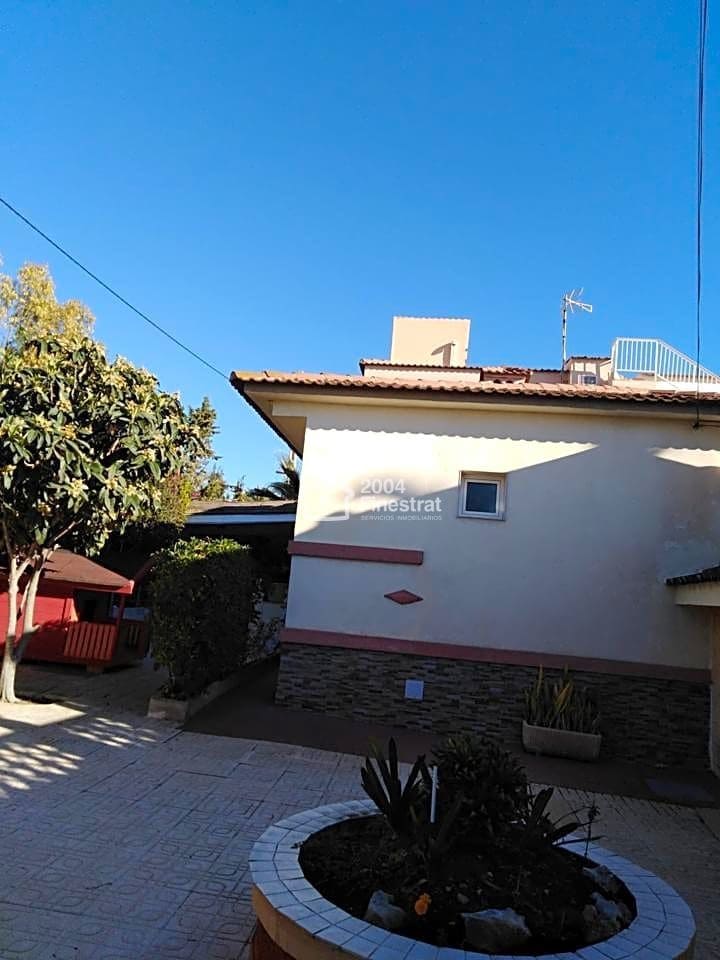 7 bedroom Villa for sale in Benidorm with pool garage - € 629,900 (Ref: 6965861)