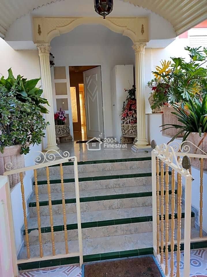 7 bedroom Villa for sale in Benidorm with pool garage - € 629,900 (Ref: 6965861)