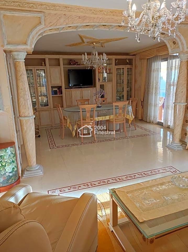 7 bedroom Villa for sale in Benidorm with pool garage - € 629,900 (Ref: 6965861)