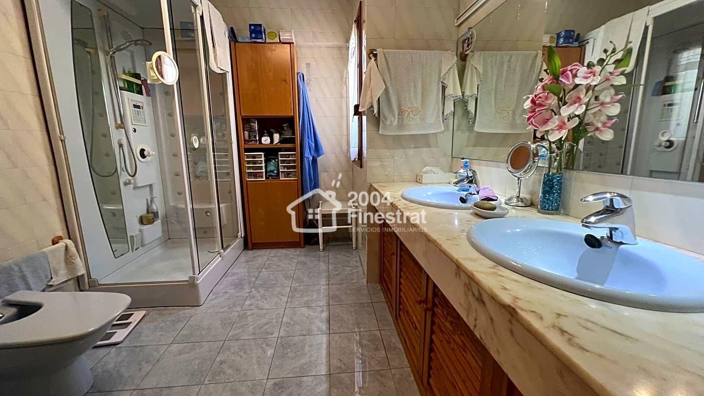 6 soverom Villa til salgs i Benidorm - € 745 000 (Ref: 7402672)