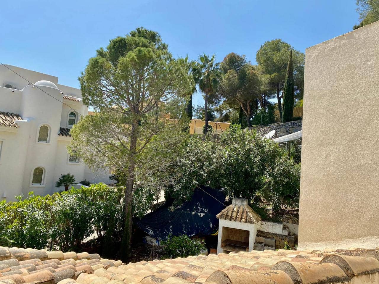 4 bedroom Villa for sale in Callosa d'En Sarria with pool garage - € 595,000 (Ref: 7507292)