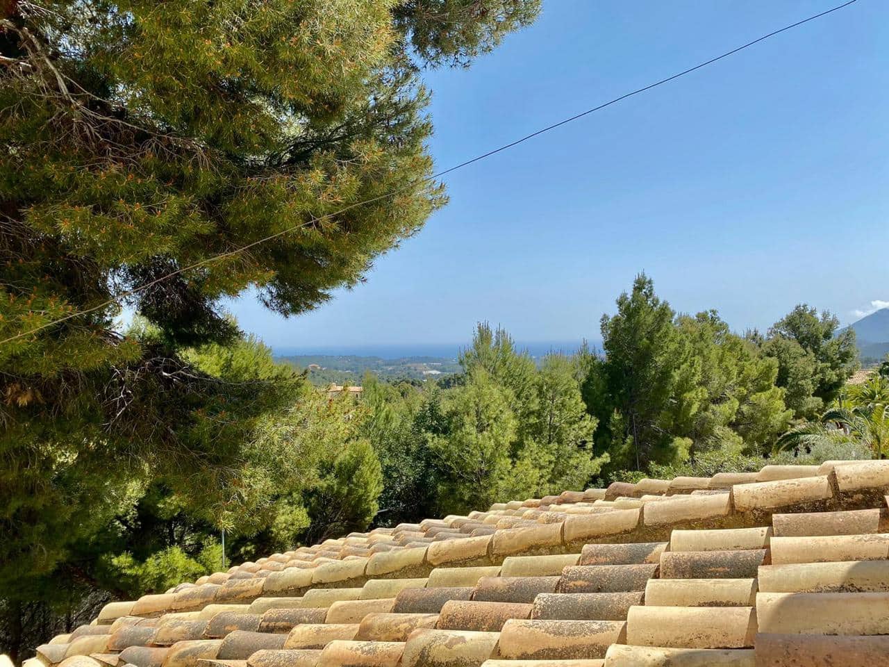 4 bedroom Villa for sale in Callosa d'En Sarria with pool garage - € 595,000 (Ref: 7507292)