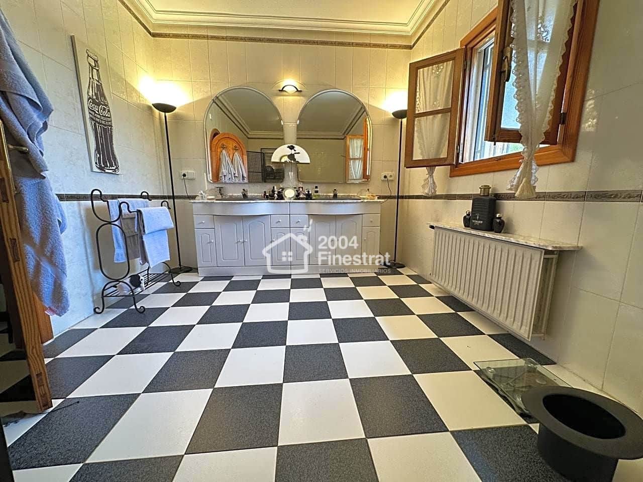 4 soverom Villa til salgs i Alfaz del Pi / L'Alfas del Pi - € 980 000 (Ref: 7715242)