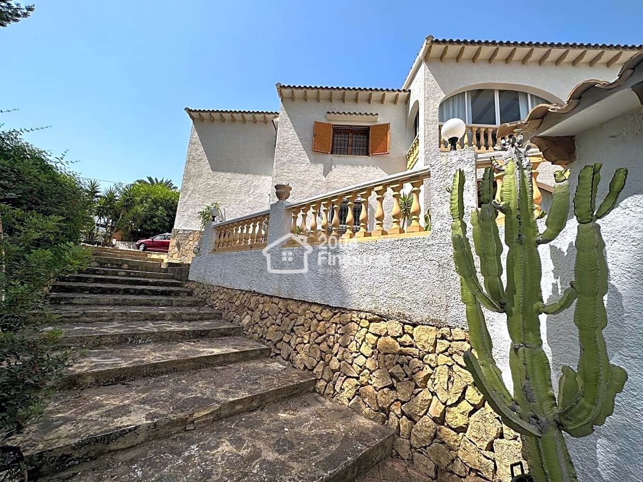 4 soverom Villa til salgs i Alfaz del Pi / L'Alfas del Pi - € 980 000 (Ref: 7715242)