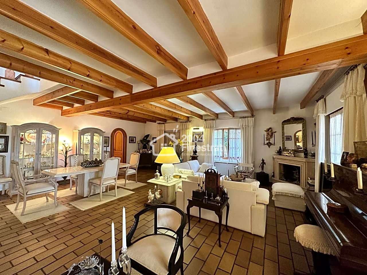 4 soverom Villa til salgs i Alfaz del Pi / L'Alfas del Pi - € 980 000 (Ref: 7715242)