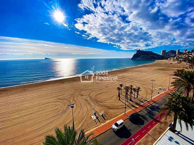 Appartement de 1 chambre à louer à Playa Poniente, Benidorm avec garage - 900 € (Ref: 7733914)