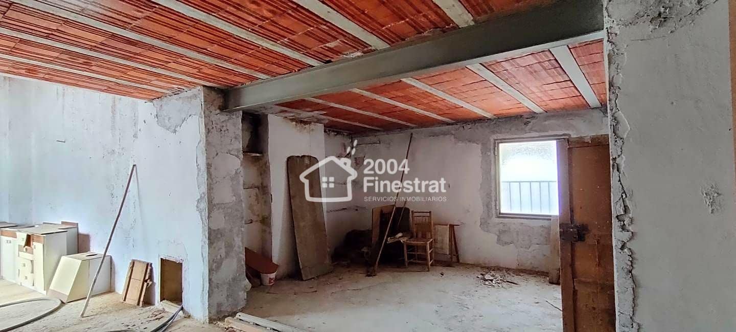 4 bedroom Finca/Country House for sale in Relleu - € 149,000 (Ref: 7881222)