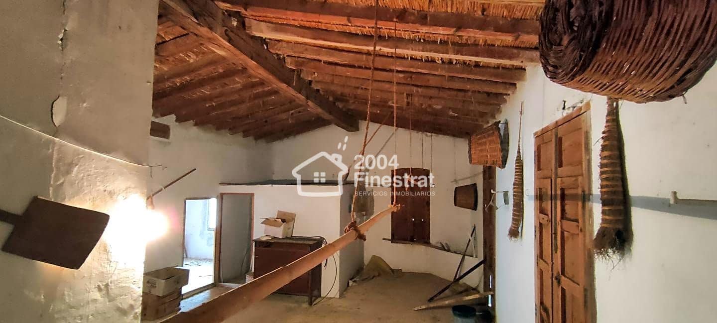 4 bedroom Finca/Country House for sale in Relleu - € 149,000 (Ref: 7881222)