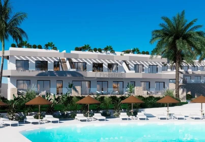 Bungalow de 2 habitaciones en Finestrat en venta con piscina - 399.900 € (Ref: 7890212)