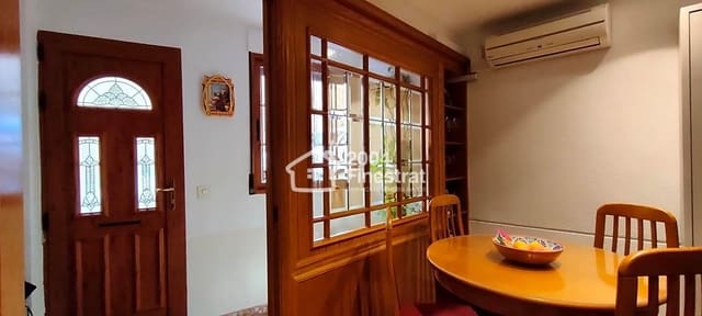 5 bedroom Villa for sale in Relleu - € 164,000 (Ref: 7938636)