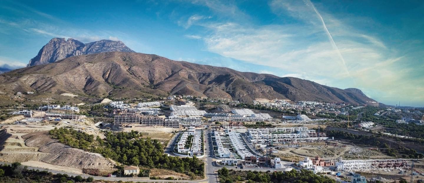 4 sypialnia Willa na sprzedaż w Finestrat z basenem garażem - 555 000 € (Ref: 8078588)