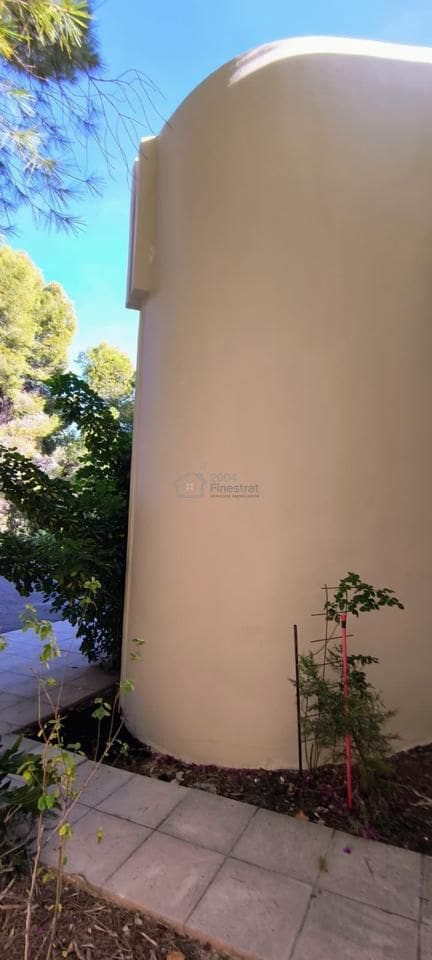 4 soveværelse Villa til salg i Callosa d'En Sarria med swimmingpool - € 525.000 (Ref: 8200305)