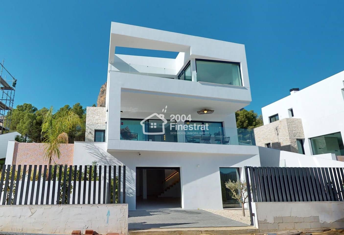 3 makuuhuone Huvila myytävänä paikassa Polop mukana uima-altaan 
autotalli - 860 000 € (Ref: 8249399)